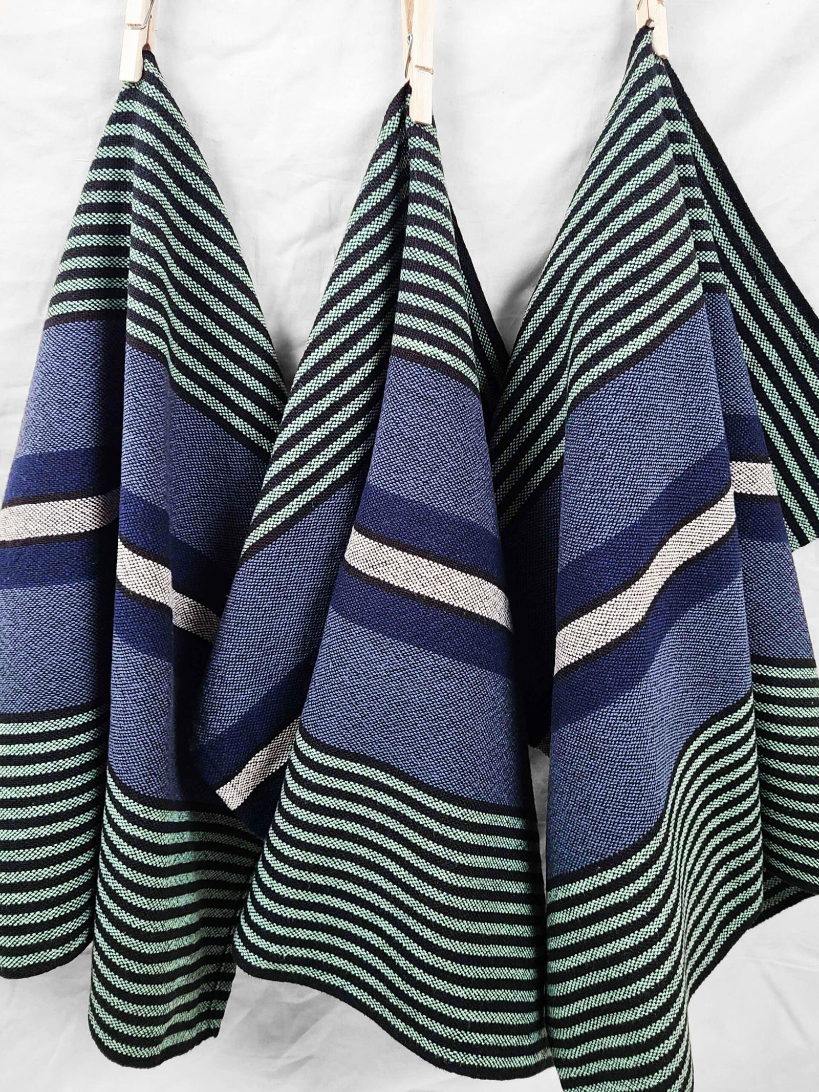 Signature Stripes Tea Towel in Aegean - Image 5