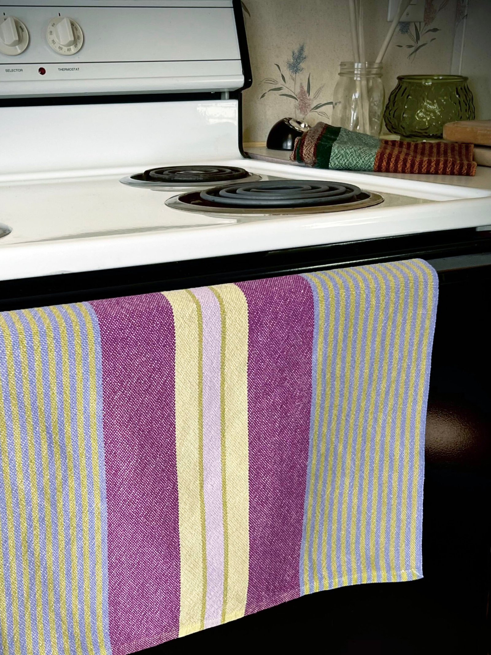 Signature Stripes Tea Towel in Lilac - Image 3